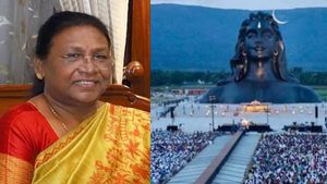 ஈஷாவில் சிவராத்திரி! கோவை வரும் குடியரசுத் தலைவர்! பாதுகாப்பு பணியில் 6000 போலீஸ் குவிப்பு