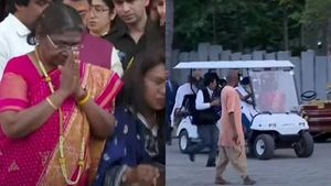 ஈஷா மையத்தில் திரெளபதி முர்மு.. பேட்டரி காரில் சுற்றிவந்து பக்தியோடு வழிபாடு.. கூட யாருனு பாருங்க! 