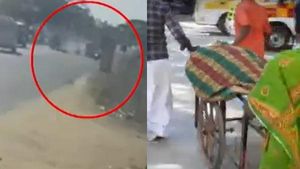 ஆட்டோ-கார் கோர விபத்து.. பிறந்த குழந்தையோடு வீடு திரும்பிய தம்பதி உள்பட 4 பேர் பலி..பெரும் சோகம் 
