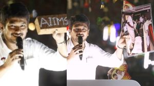 செங்கலோடு முடியல.. உதயநிதி காட்டிய 4 போட்டோக்கள்.. அப்பப்பா.. எடப்பாடி, பாஜக மீது சரமாரி அட்டாக்! 