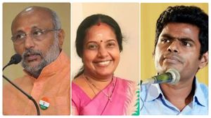 ஜார்க்கண்ட் ஆளுநரான சிபி ராதாகிருஷ்ணன்.. கோவை லோக்சபா சீட்  ரேஸில் அண்ணாமலை, வானதி சீனிவாசன்! 