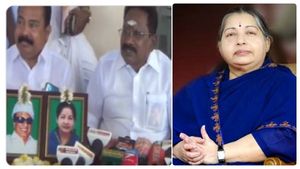  ஆமா.. எத்தனாவது பொறந்தநாளு? ஜெ. பிறந்தநாள் பற்றி கட்சியினரிடம் கேட்டு தெரிந்துகொண்ட மாஜி அமைச்சர்! 