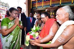 மதுரை மீனாட்சியம்மன் கோயில் எப்படி இருந்தது? 