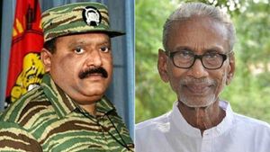  விடுதலைப் புலிகள் இயக்கத் தலைவர் பிரபாகரன் உயிருடன் நலமுடன் இருக்கிறார்- பழ.நெடுமாறன் பரபர அறிவிப்பு