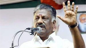  அதிமுக பொதுக்குழு வழக்கில் சாதகமற்ற தீர்ப்பு..கை நழுவிய கட்சி .. அடுத்தது என்ன? ஓபிஎஸ் பரபர ஆலோசனை 