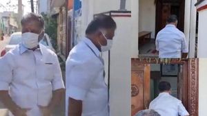 தனியாக வந்த ஓபிஎஸ்.. சொந்த ஊரில் கூட யாரும் வரவில்லை.. வெறிச்சோடிய பெரியகுளம் வீடு 