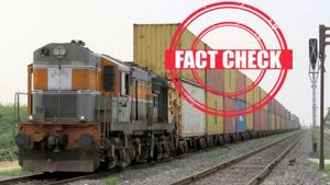  Fact Check - எதே.. மும்பையில் ரயிலே காணாம போச்சா? அது எப்படிங்க நடக்கும்! மத்திய ரயில்வே பரபர கடிதம் 
