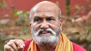 ஒரு இந்து பெண்ணை இழந்தால்.. 10 முஸ்லிம் பெண்களை கவருங்கள்.. ஸ்ரீராம் சேனா தலைவர் சர்ச்சை பேச்சு 