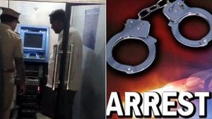 திருவண்ணாமலை ஏடிஎம்களில் கொள்ளை... கொள்ளை கும்பலின் தலைவன் உள்பட  2 பேர் ஹரியானாவில் கைது 