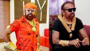வரிச்சியூர் செல்வத்தின் கை விரலில் தமிழக அரசு சின்னம்! 10 விரல் மோதிரங்களின் சிறப்புகள்! 204 பவுனாம் 