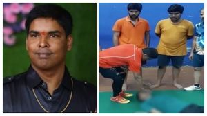  சுருண்டு விழும் இளைஞர்கள்.. பேட்மிண்டன் விளையாடி வாலிபர் பலி! அலறவிடும் SAC மாரடைப்பு! 6ஆவது மரணம்