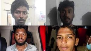 “நோ”.. கைதானவர்களை யார் என்றே தெரியாது? கோவை வட மாநிலத்தவர் மீது “அட்டாக்”.. இந்து முன்னணி மறுப்பு 