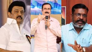ஆஹா! ஸ்டாலினிடம் 1 மணி நேரம் பேசிய திருமா.. கூடவே வந்த வேல்முருகன்! அன்புமணிக்கு மெசேஜ் அனுப்பிய தலை