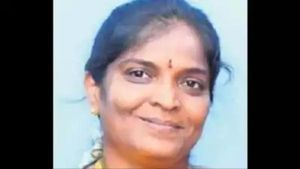 ம்மா.. நொறுங்கிய இதயம்.. 2 நாட்களாக தாயின் சடலத்துடன் தூங்கிய 11 வயது மகன்.. விக்கித்து போன உறவுகள்