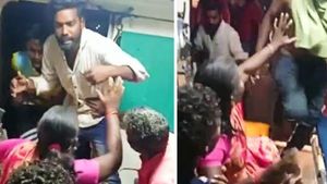 ஆம்புலன்சில் இருந்த பெண்ணை ஊரே சேர்ந்து அடித்த கொடூரம்.. பரிதவித்து நின்ற கணவர், மகன் 