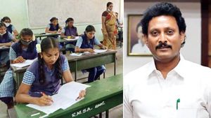 பிளஸ் 2 பொதுத்தேர்வு.. தேர்வுக்கு வராதவர்களுக்கு மீண்டும் ஜூன் மாதத்தில் வாய்ப்பு.. அன்பில் மகேஷ்! 
