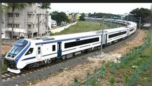  சென்னை டூ கோவை வந்தே பாரத் ரயில் புறப்படும் உத்தேச நேரம் தெரியுமா? எந்தெந்த நாட்களில் இயங்கும்? 