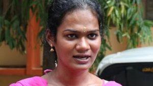 உயர் அதிகாரி டார்ச்சர்.. தாங்க முடியலை.. போலீஸ் வேலையே வேண்டாம்.. திருநங்கை காவலர் நஸ்ரியா கண்ணீர் 