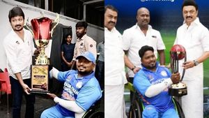 உதயநிதிக்கு ஒரு கோப்பை.. முதல்வருக்கு ஒரு கோப்பை.. எப்படி ஏமாத்திருக்காரு.. வினோத் பாபுவின் லீலைகள் 