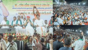 அண்ணாமலைக்கு தஞ்சையில் நடைபெற்ற திடீர் பாராட்டு விழா! திமுகவை முந்திக் கொண்ட பாஜக! 