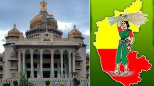 கர்நாடக அரசியலில் அதிரி புதிரி ஆட்டம்:3-வது ஜேடிஎஸ் எம்.எல்.ஏ. திடீர் ராஜினாமா- காங். நோக்கி ஓட்டம்? 