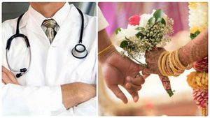 2ம் திருமணத்திற்கு பதிவு செய்த புதுவை டாக்டர்.. சிரித்து பேசியே ரூ 34 லட்சம் மோசடி செய்த பெண்! 