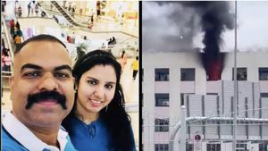 துபாய் தீவிபத்தில் இந்து தம்பதி பலியான சம்பவம்.. இப்தாருக்கு சமைத்தபோது விபத்தில் சிக்கிய கொடூரம் 