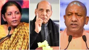 கர்நாடகாவில் களமிறங்கும் பாஜக பெரும் படை.. ராஜ்நாத்சிங், யோகி, நிர்மலா சீதாராமன் இன்று பிரசாரம்! 