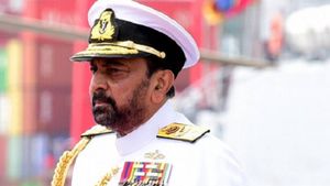 போர் குற்றம்: அமெரிக்காவுக்குள் நுழைய இலங்கை மாஜி கடற்படை தளபதி வசந்த கரன்னகொடவுக்கு அதிரடி தடை! 