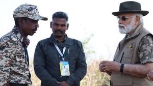 பந்திப்பூர் காட்டில்.. மோடியுடனே இருந்த அந்த 