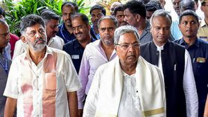 கர்நாடகா கேபினட்: 24 பேர் இன்று அமைச்சர்களாக பதவியேற்றனர்! 6 எஸ்.சி 3 எஸ்.டி உறுப்பினர்களுக்கு இடம்! 