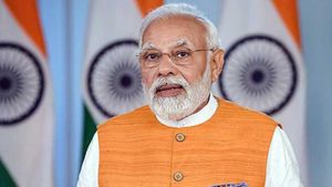பற்றி எரியும் மணிப்பூர்.. 45+ நாட்களாக தொடரும் வன்முறை! மன் கீ பாத் உரையில் பிரதமர் மோடி மவுனம்
