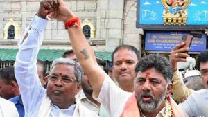 கர்நாடகா புதிய முதல்வர் சித்து? சிவா? காங். எம்எல்ஏக்கள் கூட்டத்தில் 'இமாச்சல்' பாணி வாக்கெடுப்பு! 