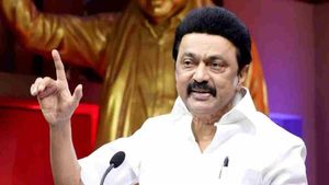 மரக்காணத்தில் கள்ளச்சாராயம் குடித்து 3 பேர் பலி! தலா ரூ10 லட்சம் நிவாரணம் அறிவித்த முதல்வர் ஸ்டாலின் 
