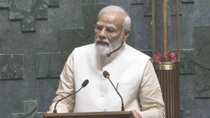 900 ஆண்டுகளுக்கு முன்பே தமிழ்நாட்டில் ஜனநாயக பாரம்பரியம்..புதிய நாடாளுமன்றத்தில் பிரதமர் மோடி பேச்சு 