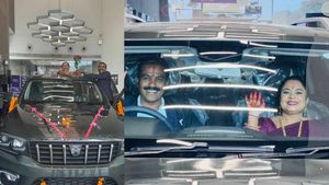 கார் வாங்கியதை செம குத்தாட்டம் போட்டு கொண்டாடிய குடும்பம்.. ஆனந்த் மகிந்திரா என்ன சொன்னார் தெரியுமா? 
