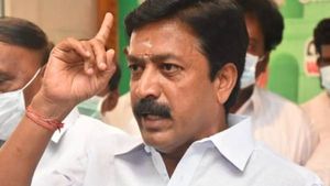 கள்ளச்சாராய விற்பனை.. தமிழகத்தில் உளவுத்துறை செயல்படுகிறதா, இல்லையா? சிவி சண்முகம்  ஆவேசம்