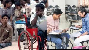 அசத்தல்.. 1 கை, 2 கால், 2 விரல்களை இழந்த நபர், யுபிஎஸ்இ தேர்வில் சாதனை.. மலைத்து பார்க்கும் இந்தியா 