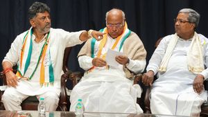  பதவியேற்பு விழா ஏற்பாடுகள் நிறுத்தம்.. ‘கடைசி அஸ்திரம்’.. காங்கிரஸ் தலைமை கையில் எடுக்கும் பிளான்!