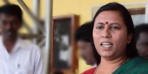 தி ரியல் “கேஜிஎப்”..ஆளப்போகும் பெண் “ராக்கி பாய்”! பிரமாண்ட வெற்றிபெற்ற காங்கிரஸ் வேட்பாளர் ரூபா கலா 