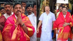 அஷ்டதள பாத பத்மாராதனை..ஏழுமலையானை தரிசித்து எடப்பாடி வைத்த மிகப்பெரிய வேண்டுதல்..இப்படி ஒரு விஷேசமா 