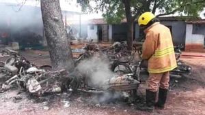  சாத்தூர் பட்டாசு கடையில் பயங்கர வெடி விபத்து..உடல் சிதறி ஊழியர் பலி 