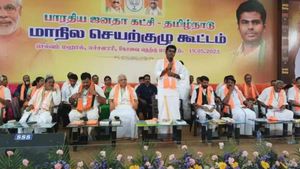 2024ல் மோடியை மீண்டும் ஆட்சியில் அமர்த்துவோம்.. கோவை பாஜக செயற்குழு கூட்டத்தில் உறுதி 