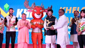 இளைஞர்கள் நலனே முதன்மையானது.. விளையாட்டு போட்டிக்கான லோகோவை வெளியிட்டு யோகி ஆதித்யநாத் பேச்சு 