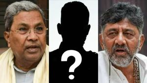 கர்நாடகா முதல்வர் யார்? சித்தராமையா, டிகே சிவக்குமாருக்கு போட்டியாக வந்த இன்னொரு தலை.. போராட்டம் 