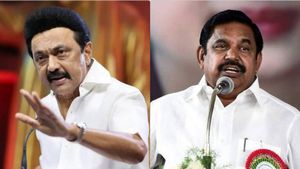 ஆட்சி நடக்கவில்லை சர்க்கஸ் தான் நடக்கிறது.. இதுதான் நவீன திராவிட மாடல் ஆட்சி போலும்.. சீறிய  ஈபிஎஸ் 