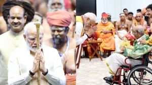 அன்று 20.. இன்று 97: “வாழும் சாட்சி” பெரியவரை வணங்கிய மோடி.. இவருக்கும் செங்கோலுக்கும் என்ன தொடர்பு?