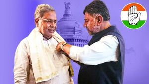 கர்நாடகாவில் காங்கிரஸ் அமோகம்.. 134 இடங்களில் அபாரம்.. தொடரும் 40 ஆண்டு கால வரலாறு! 