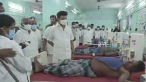 விழுப்புரம் விரைந்தார் ஸ்டாலின்.. கள்ளசாராயத்தால் பலி எண்ணிக்கை 8 ஆக உயர்வு.. நேரில் முதல்வர் ஆறுதல்