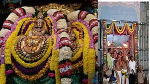 விபூதி பாக்கெட்டில் அன்னை தெரசா.. திருவண்ணாமலை அண்ணாமலையார் கோவில் அர்ச்சகர்கள் சஸ்பெண்ட்.. அதிரடி 